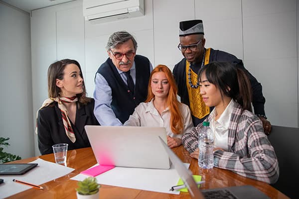 Career Sessions, Career Lessons | Loren Rosario-Maldonado | Cultural Intelligence